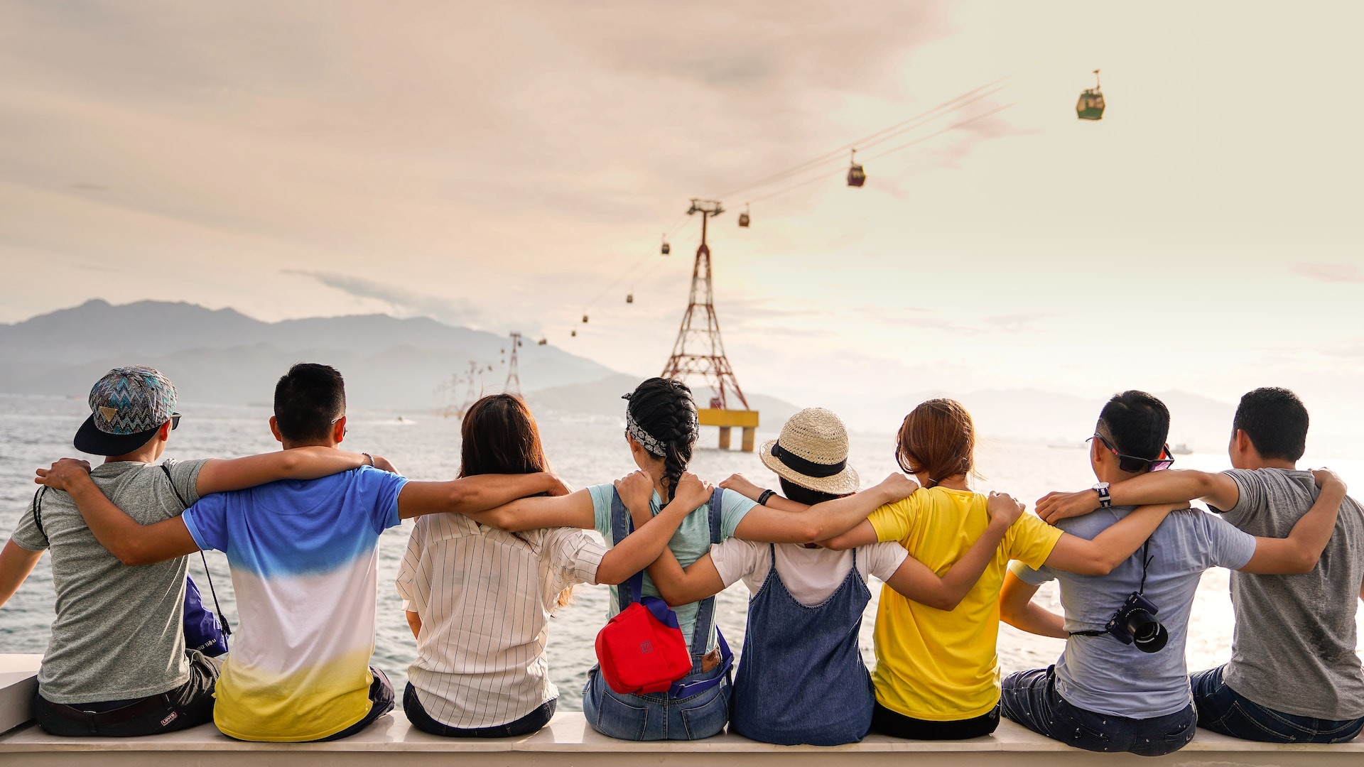 NetworQ Social -Build a Community That Learns, Shares, and Earns